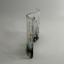 Load image into Gallery viewer, Handcrafted small white daisy flower wave